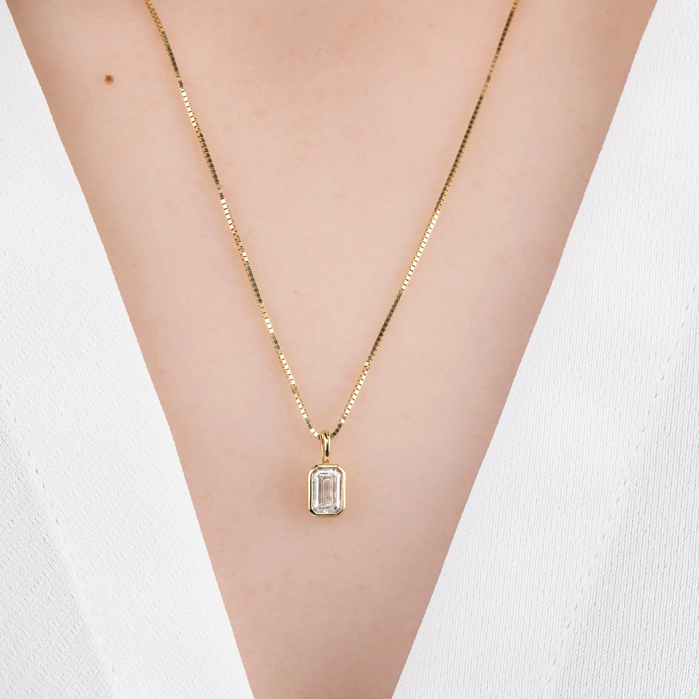 Emerald Cut Diamond Patia Charm