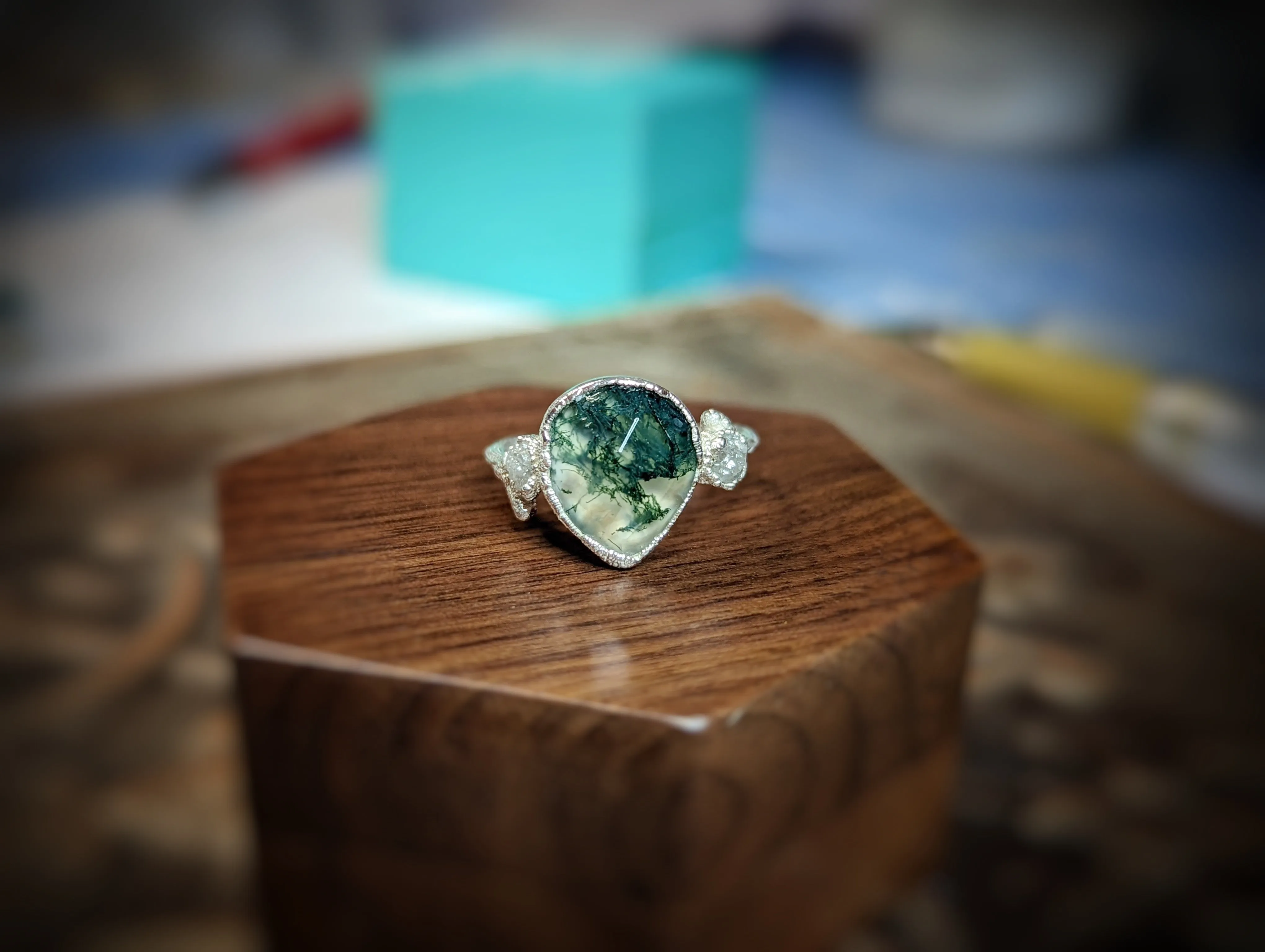 Pear shape Moss Agate and raw diamond ring in Silver - Rustic nature-inspired engagement ring