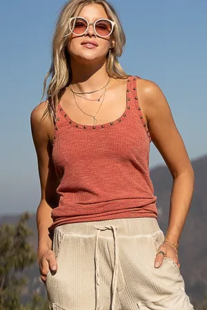 Raspberry stud tank
